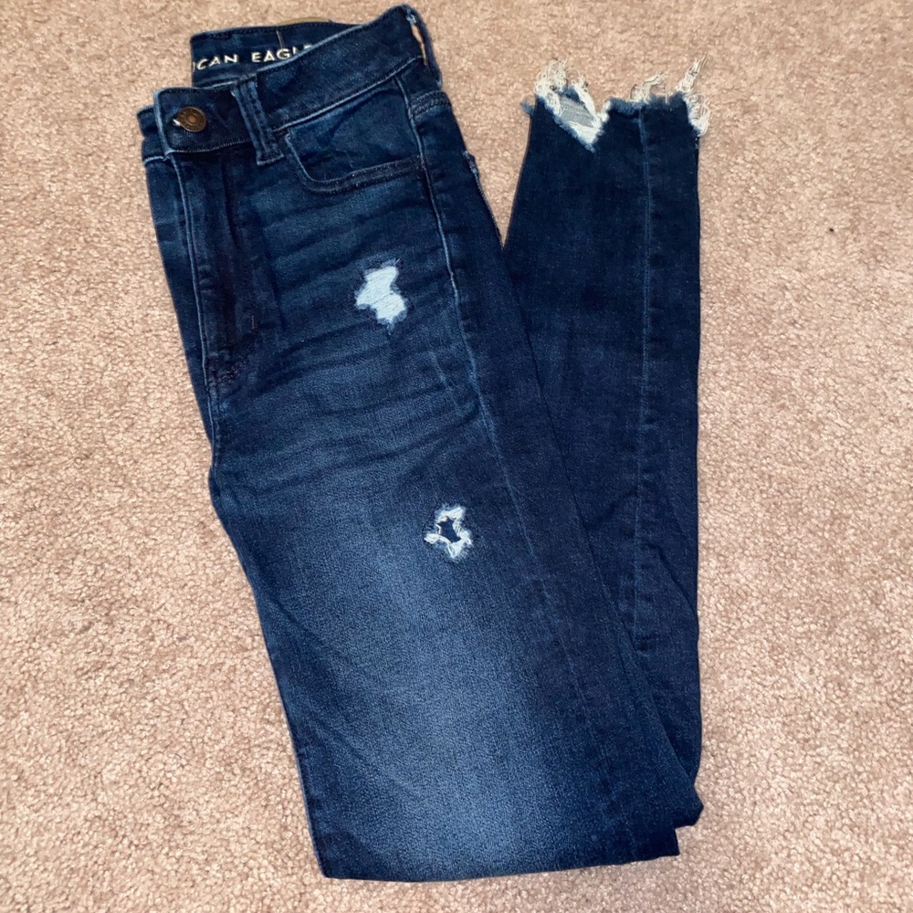 Size 0 American Eagle high rise skinny jeans!